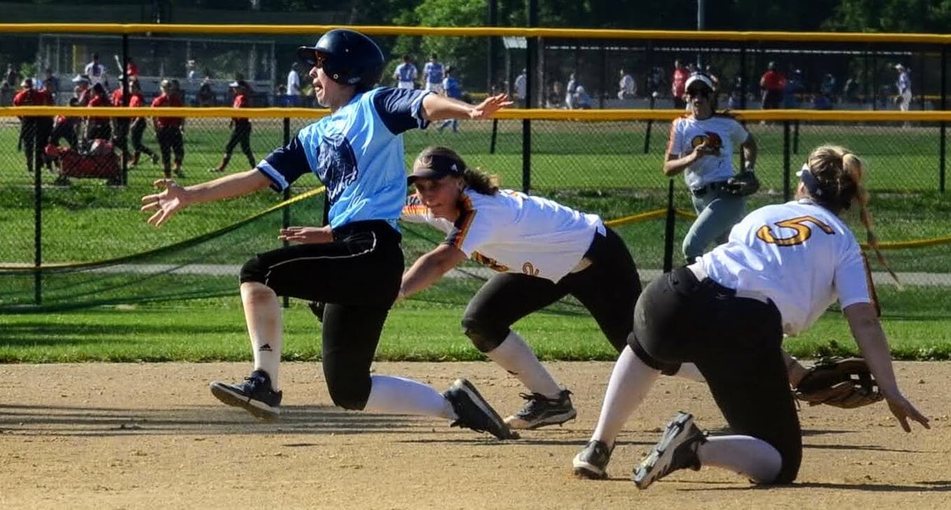 Event News Top Gun College Summer Series… A Softball Season for 60