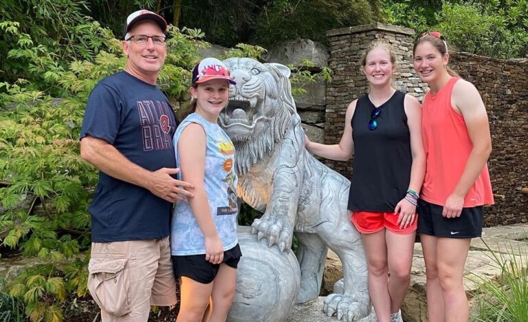 The White family (l-r): the girls father, Scott, with daughters Abigail, Grace and Esther at the Nashville Zoo.